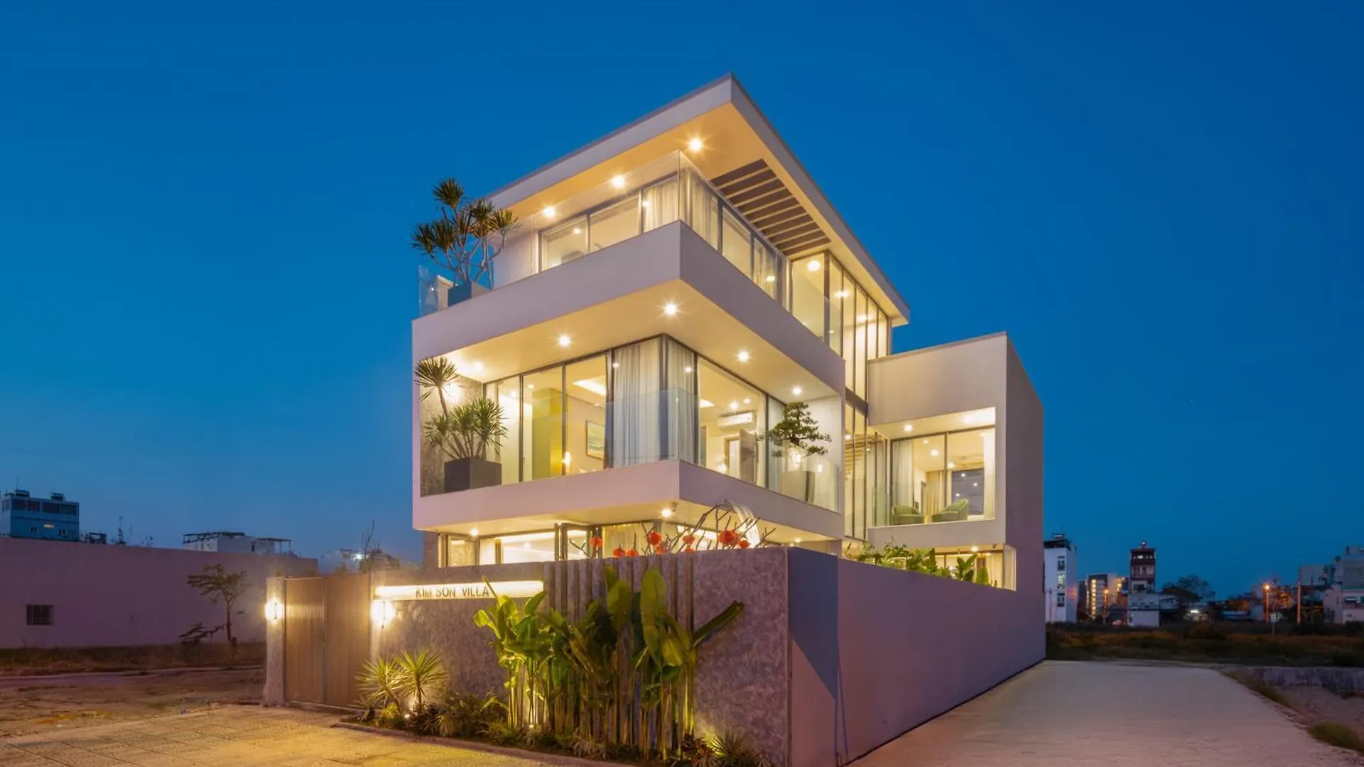 Kim Son Pool Villa Da Nang 0*,
